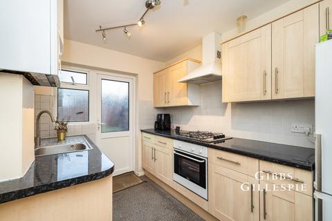 2 bedroom flat to rent, Bellamy Drive, Stanmore, HA7