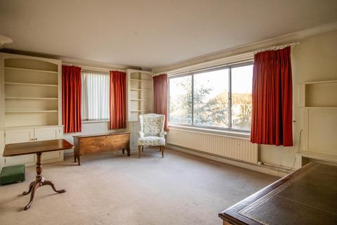 undefined, Marlborough Court, Cambridge