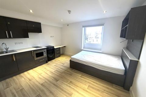 undefined, Southampton Street, Southampton, Southampton