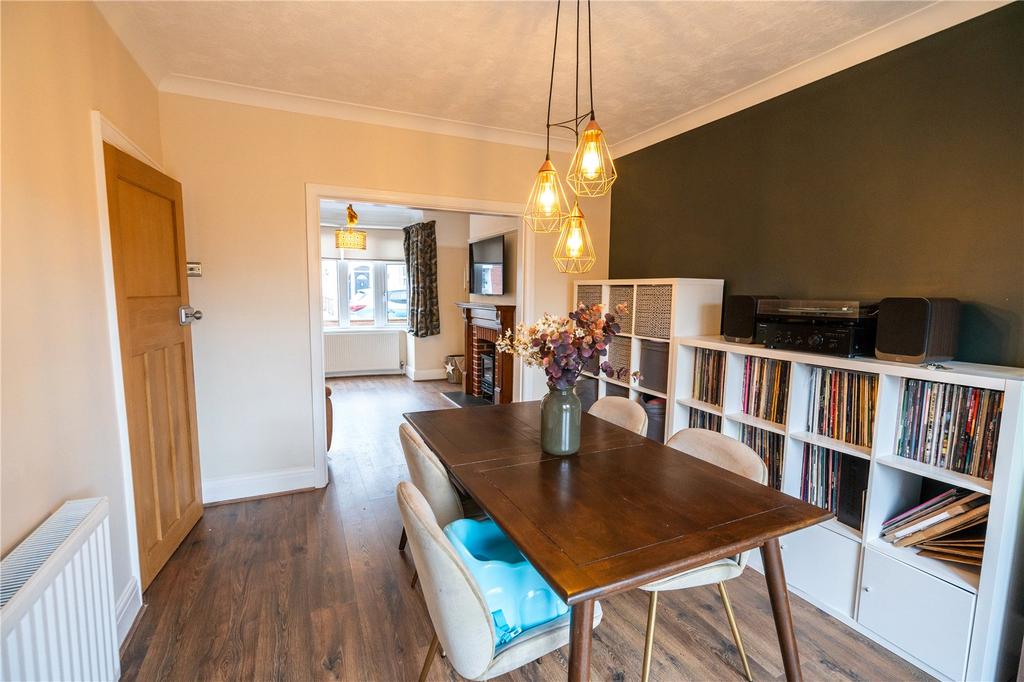 Dining Room (2)