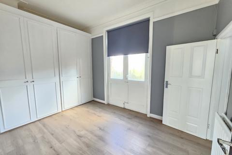 undefined, Stoke Road, Guildford GU1
