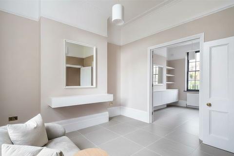 undefined, Farringdon Lane, London EC1R