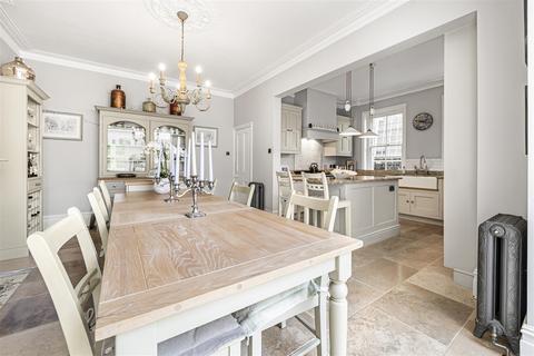 undefined, Latchmere Road, Kingston Upon Thames KT2