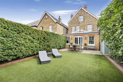 undefined, Latchmere Road, Kingston Upon Thames KT2