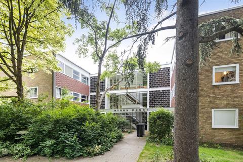 2 bedroom flat to rent, Parkleys, Richmond upon Thames TW10