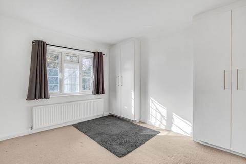 undefined, Clare Road, Greenford UB6