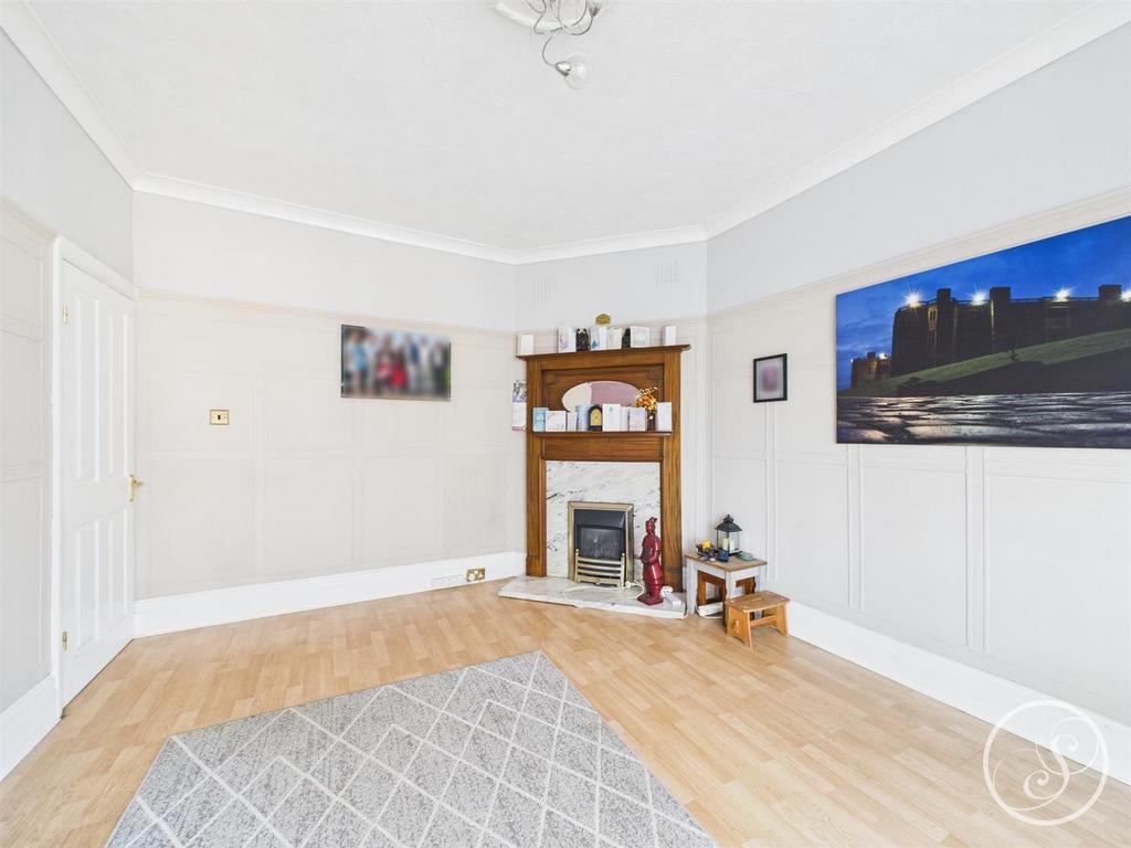 Second sitting room