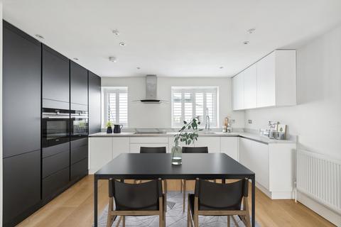 4 bedroom terraced house to rent, Stanhope Terrace, London W2