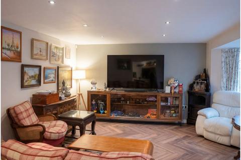 undefined, Lilac Court, Leeds, LS14