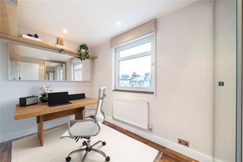2 bedroom flat for sale, Kildare Court, London W2