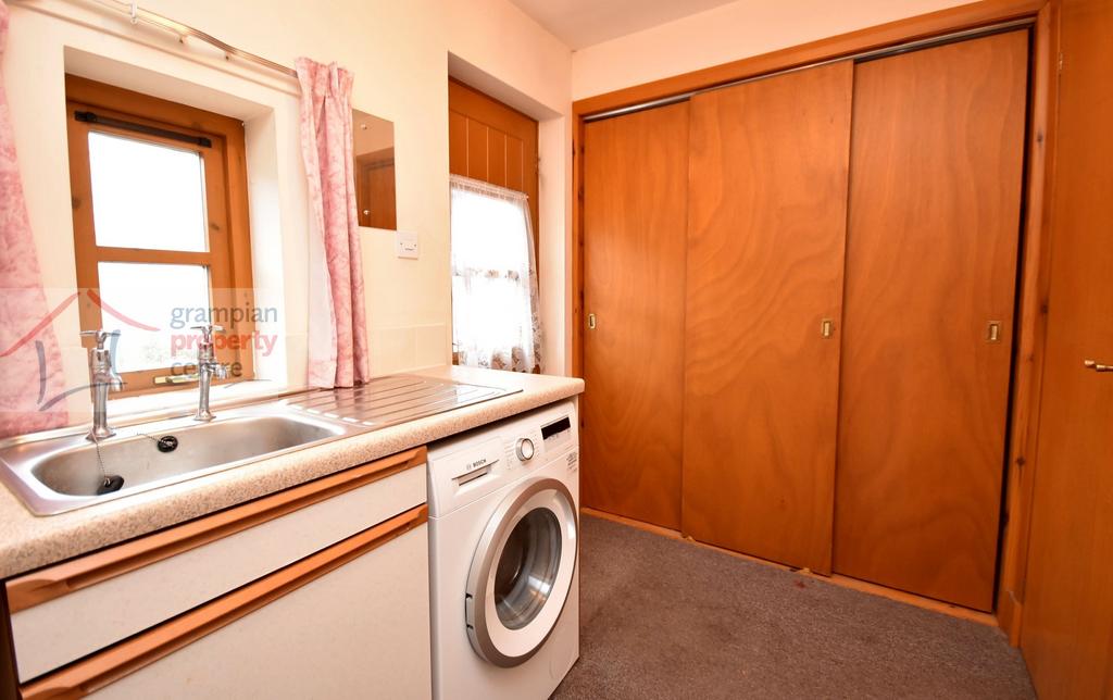 Utility room.JPG