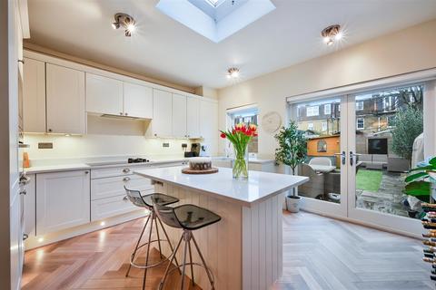 3 bedroom end of terrace house for sale, Florence Road, Wimbledon SW19