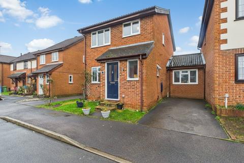 undefined, Lancashire Hill, Warfield, Berkshire, RG42