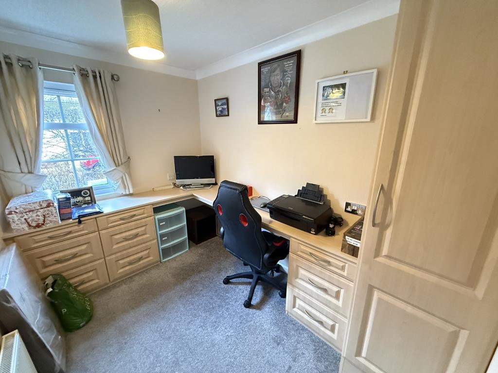 Office/ Bedroom 3