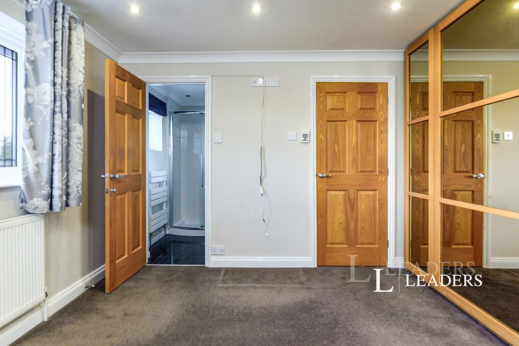 Bedroom & En-Suite