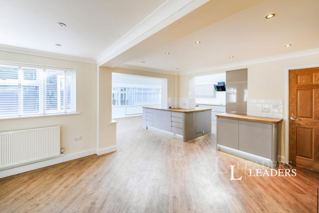Kitchen/Living/Diner