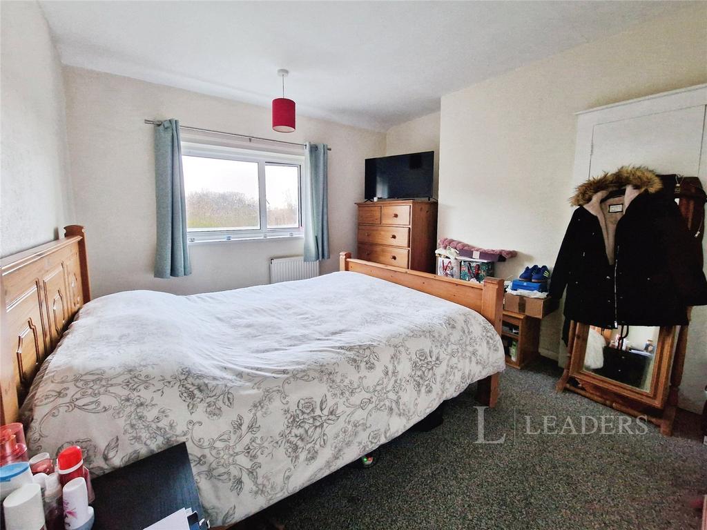 Main Bedroom
