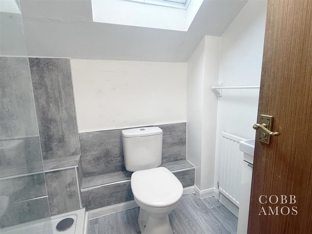 Shower Room1.jpg