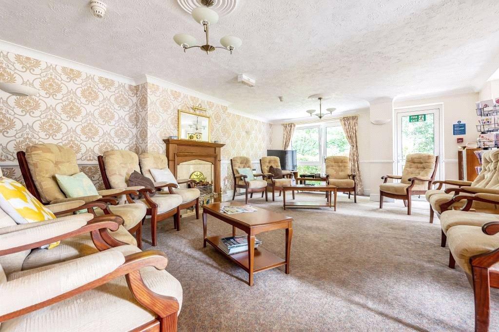 Communal Lounge