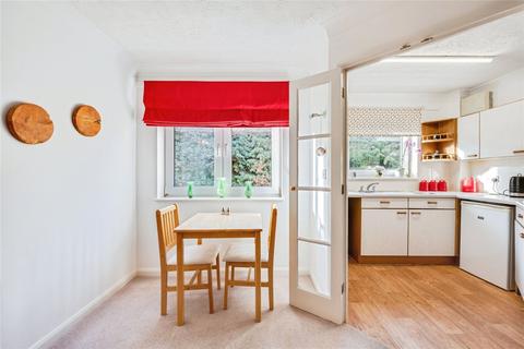 undefined, Kingfisher Court (Surbiton), Surbiton KT6