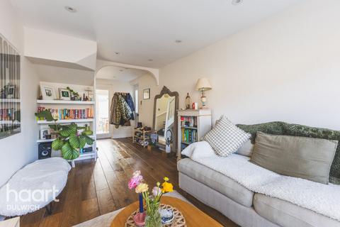 1 bedroom end of terrace house for sale, Sartor Road, London