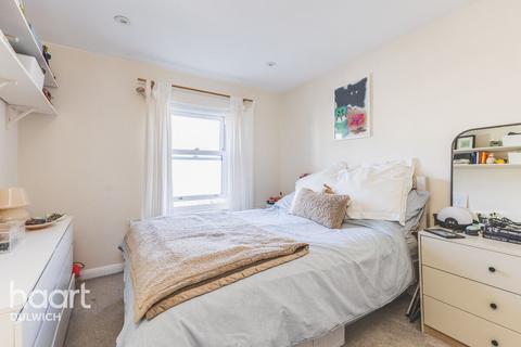 1 bedroom end of terrace house for sale, Sartor Road, London