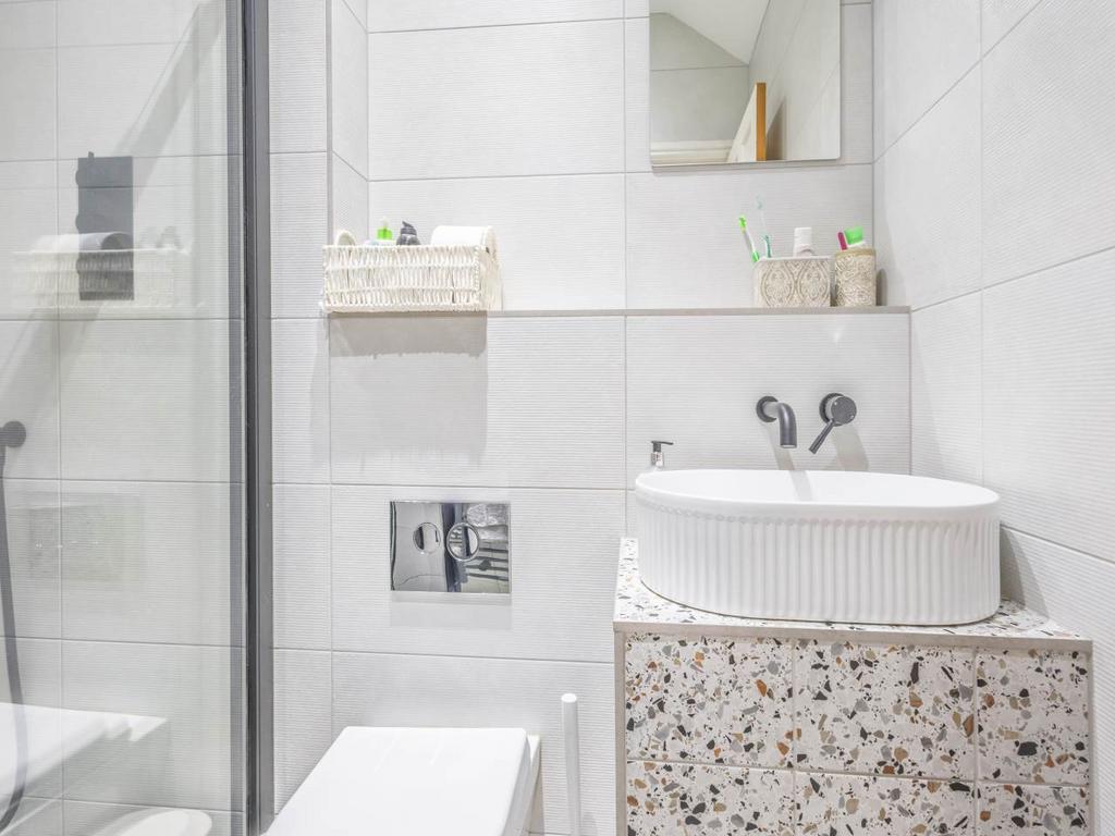 Shower (2)