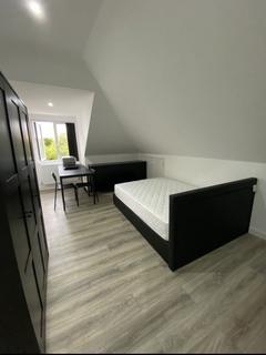 undefined, Poplar Avenue, West Drayton UB7