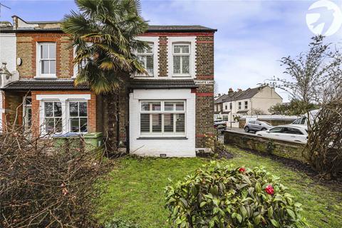 2 bedroom end of terrace house for sale, Swingate Lane, Plumstead Common, SE18