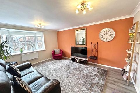 2 bedroom apartment for sale, Kielder Close, Killingworth, Newcastle upon Tyne, Tyne and Wear, NE12 6TE