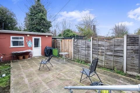 5 bedroom terraced house for sale, Salisbury Road, London E17