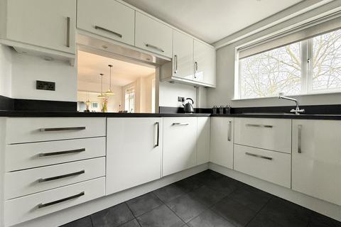 4 bedroom detached house for sale, Hampton Close, Wigston LE18