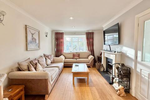 4 bedroom detached house for sale, Warrys Close, Hythe, SO45
