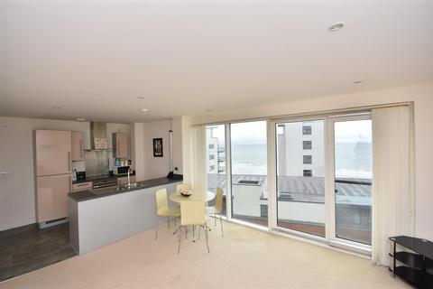 1 bedroom flat to rent, 48 Meridian TowerSwansea