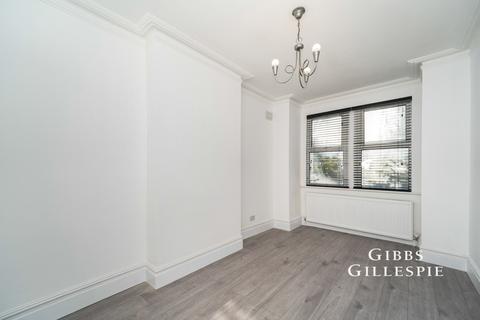 undefined, Pitshanger Lane, London, W5