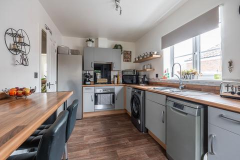 2 bedroom detached bungalow for sale, Howard's Way, Bradwell