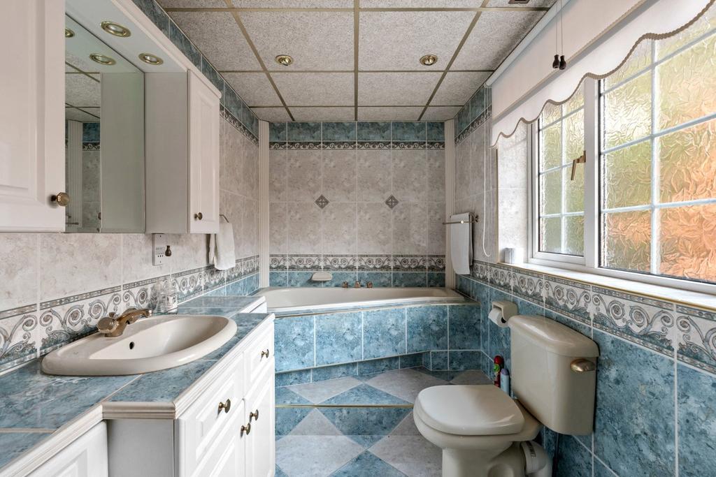 FF Bathroom