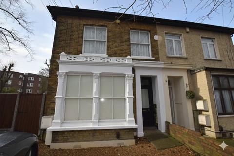 undefined, Eastern Road, Romford RM1