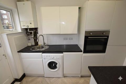 undefined, Eastern Road, Romford RM1
