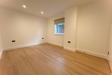 undefined, 5 Manor Road, Wallington SM6