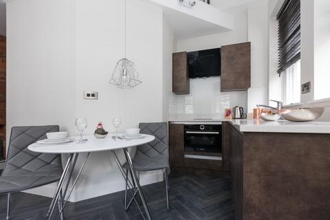 1 bedroom apartment to rent, King Street, Manchester M2
