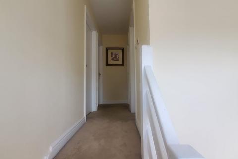 undefined, Whalebone Lane North, Romford RM6