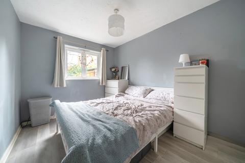 undefined, Nutfield Court, Maybush, Southampton, Hampshire, SO16