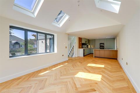 undefined, Sea Lane Gardens, Worthing BN12
