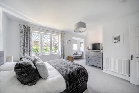 undefined, Cavell Way, Knaphill, GU21