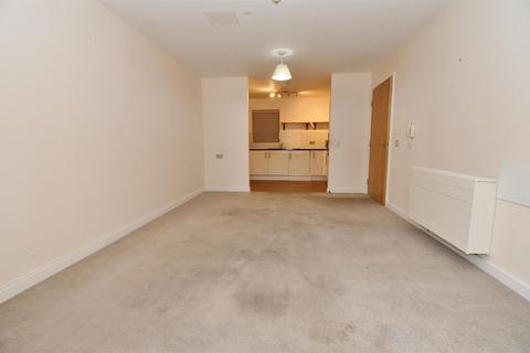 2 bedroom retirement property for sale, Queensway, Leamington Spa