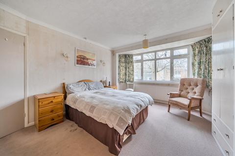 3 bedroom semi-detached house for sale, Griffiths Avenue, Gloucestershire GL51