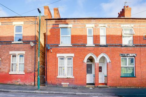 2 bedroom end of terrace house for sale, Holborn Avenue, Nottingham NG2