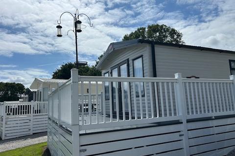 undefined, Crantock TR8