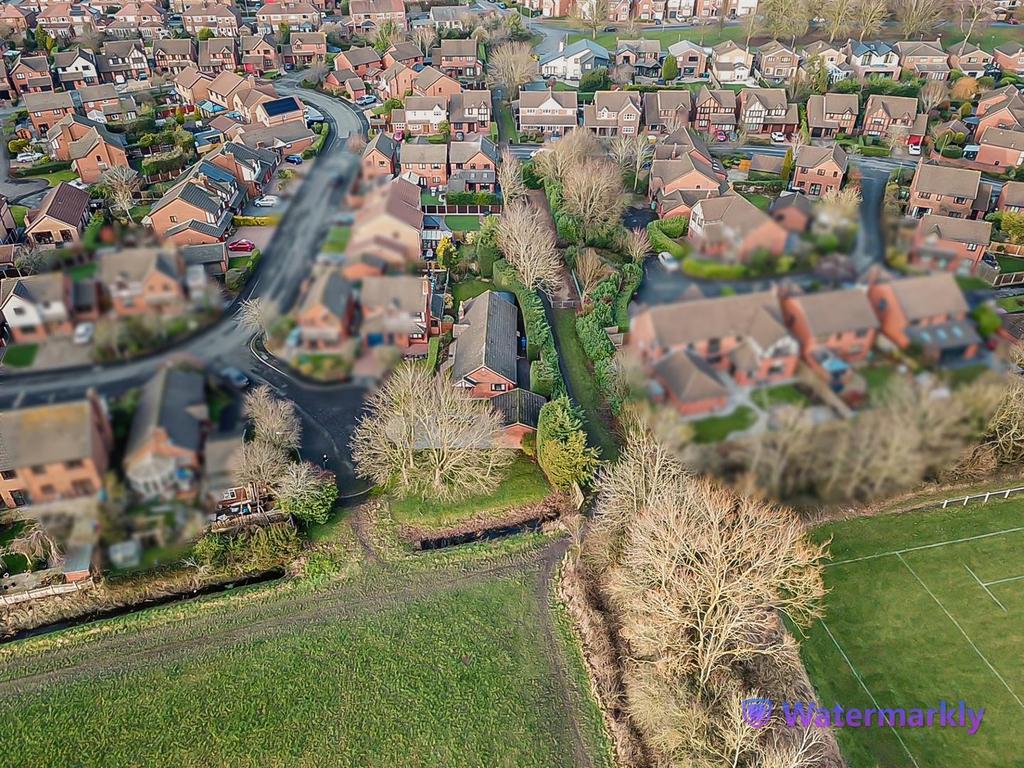 11 Moreton Drive Aerial (4).jpg